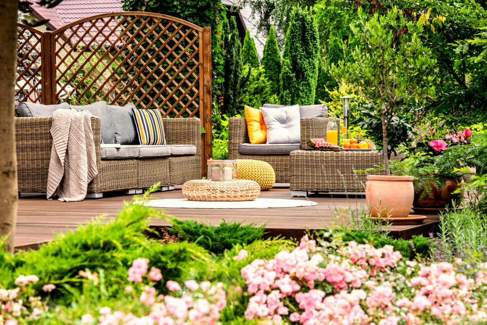 Cómo elegir la mejor empresa decoradora de jardines